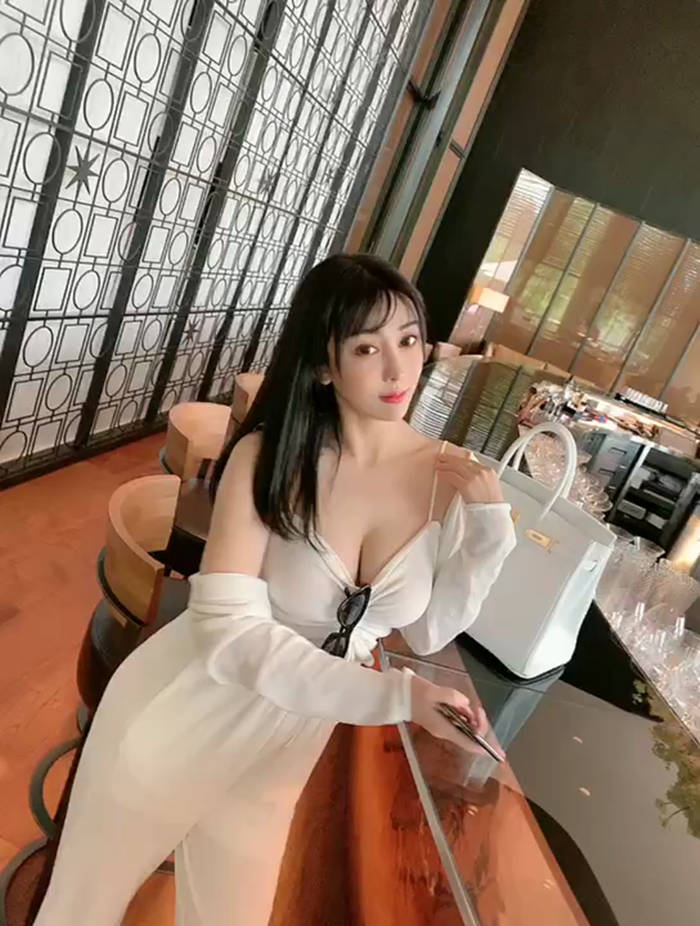 温哥华伴游援交