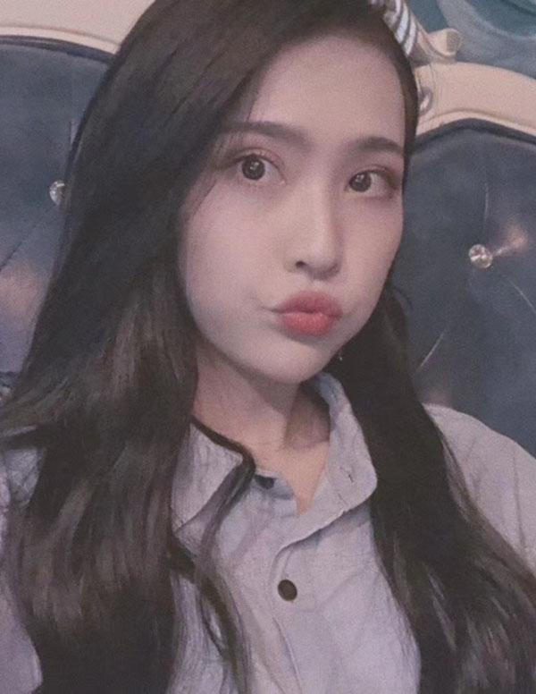 巴黎外围留学生