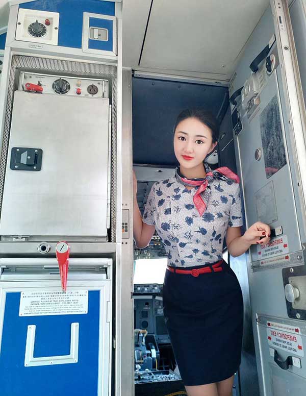 温哥华模特预约微信