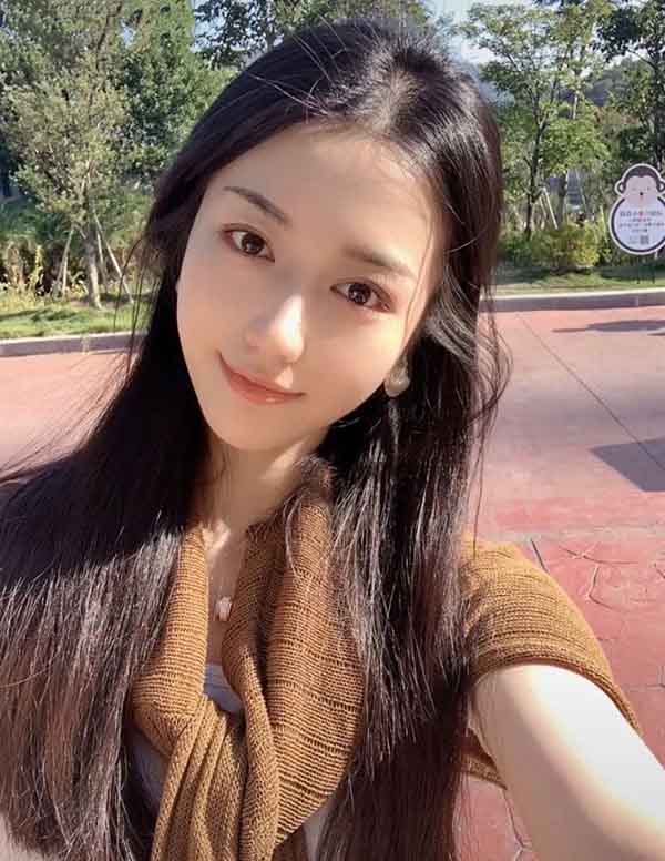 温哥华高端模特经纪人